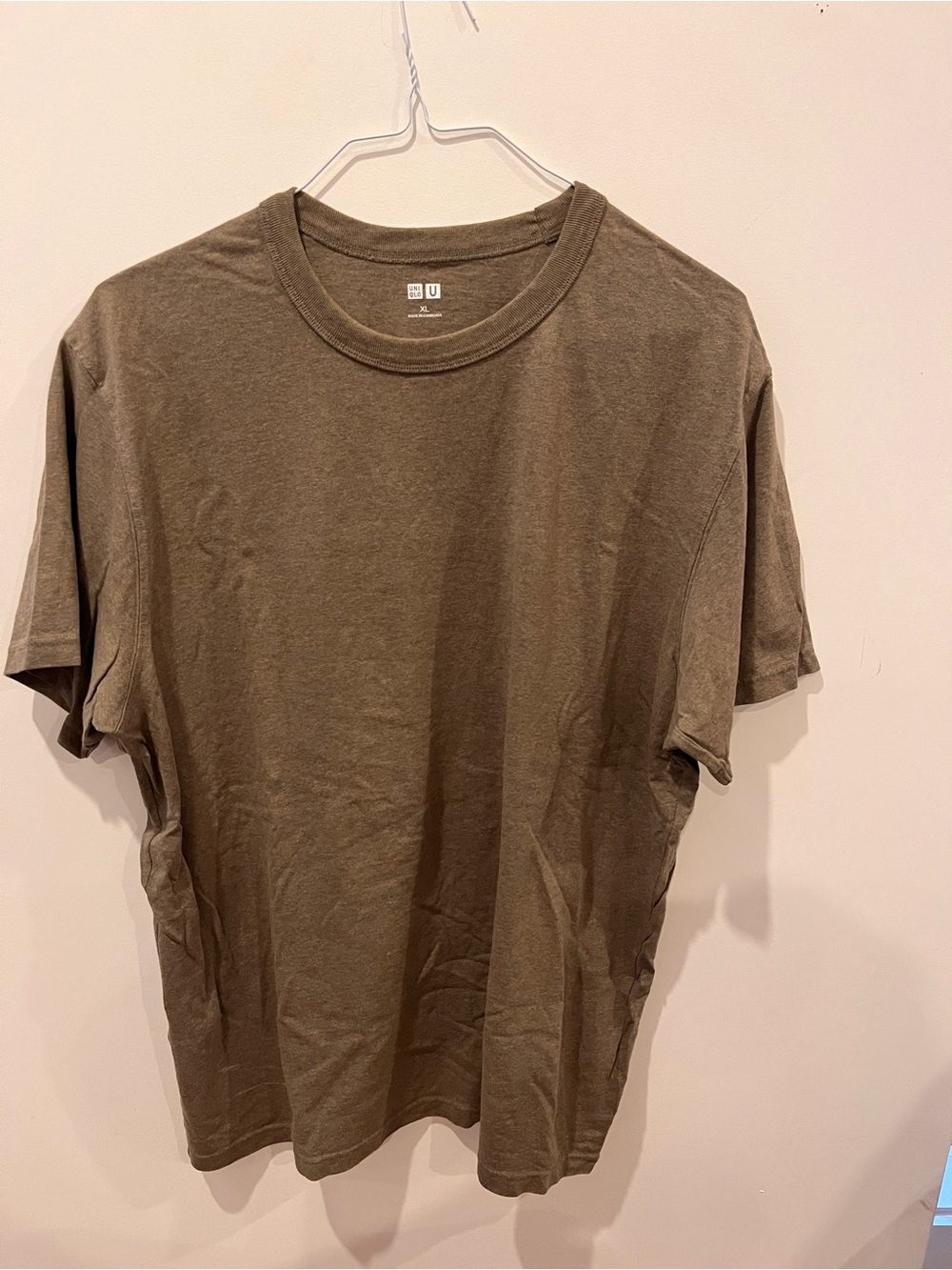 Uniqlo Short-Sleeve Crew Tee in Olive